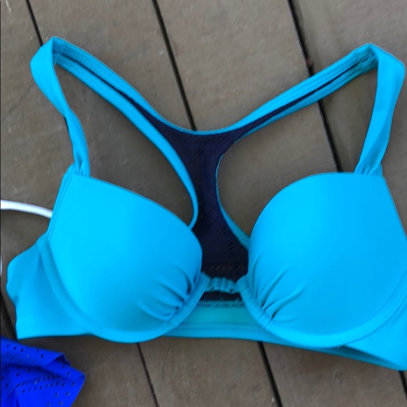 Two bathing suit tops - Picture 3 of 5